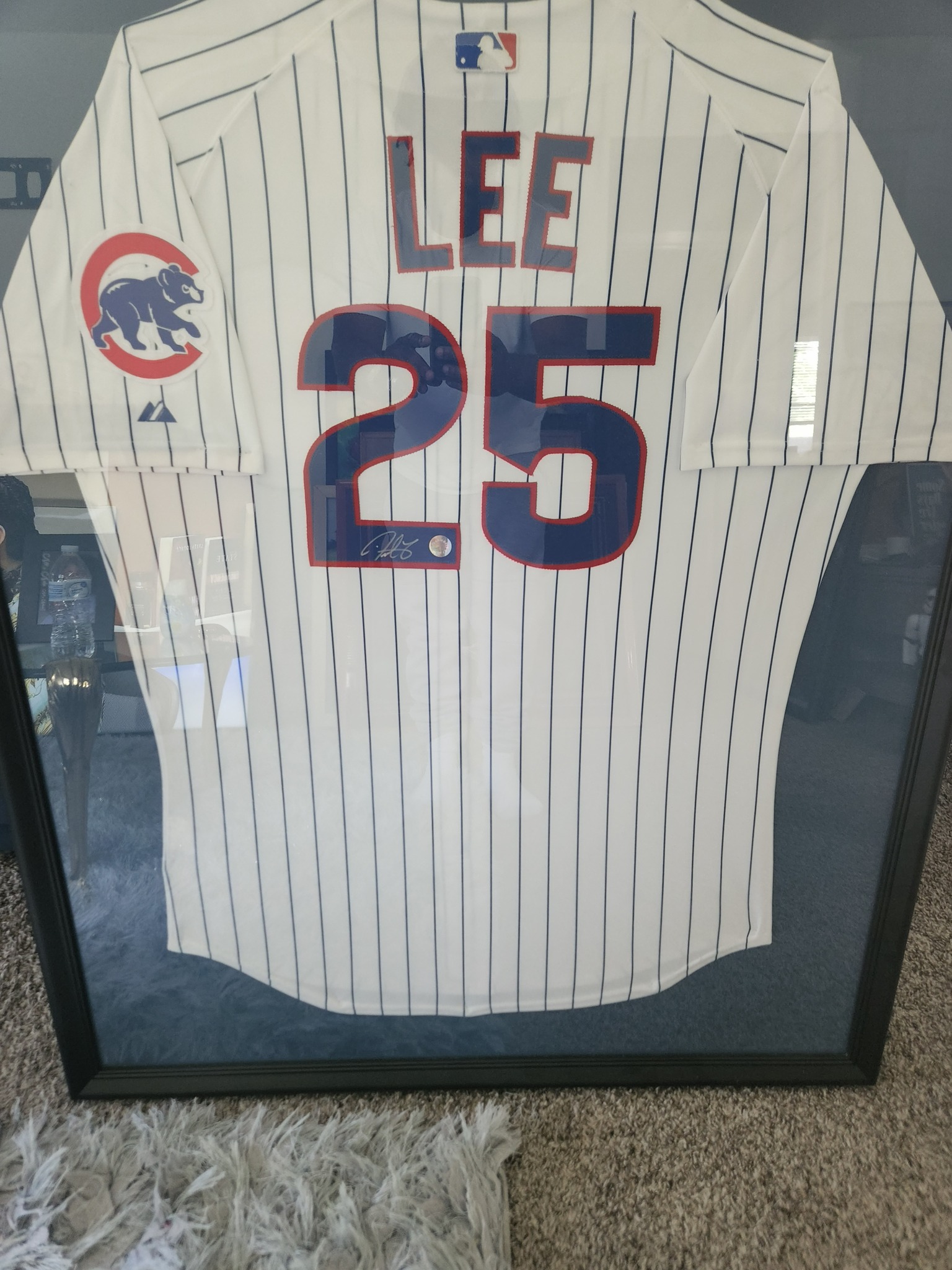 Derrek Lee signed Chicago Cubs jersey framed